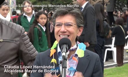 Alcaldesa de Bogotá acompañó el inicio de clases en el Distrito